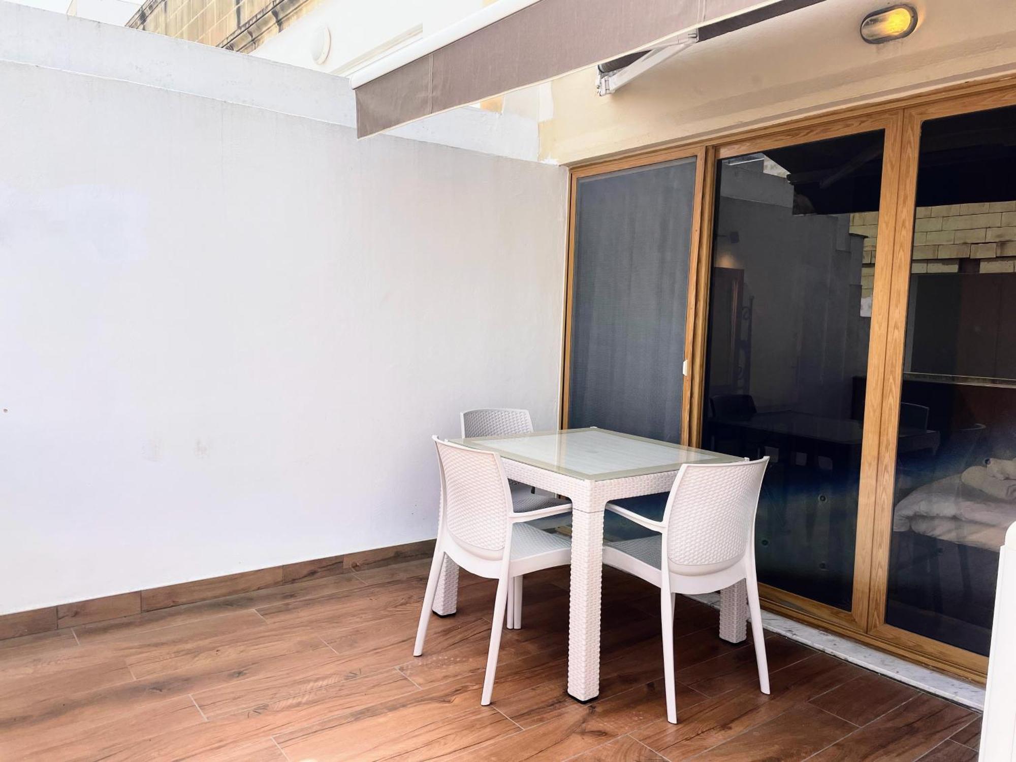 City Center Apartments เมลลิฮา ภายนอก รูปภาพ